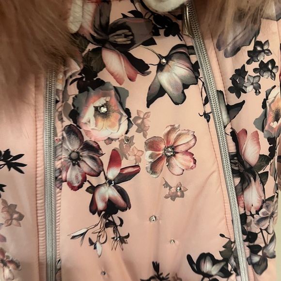 Pilguni Baby Snowsuit - Picture 2 of 6